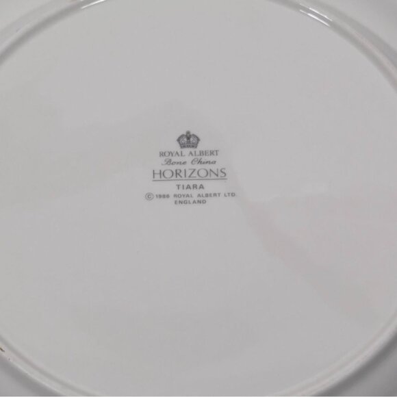 Royal Albert Bone China Horizon Shape Tiara Dinner Plate White Elegant Tableware - Picture 6 of 6